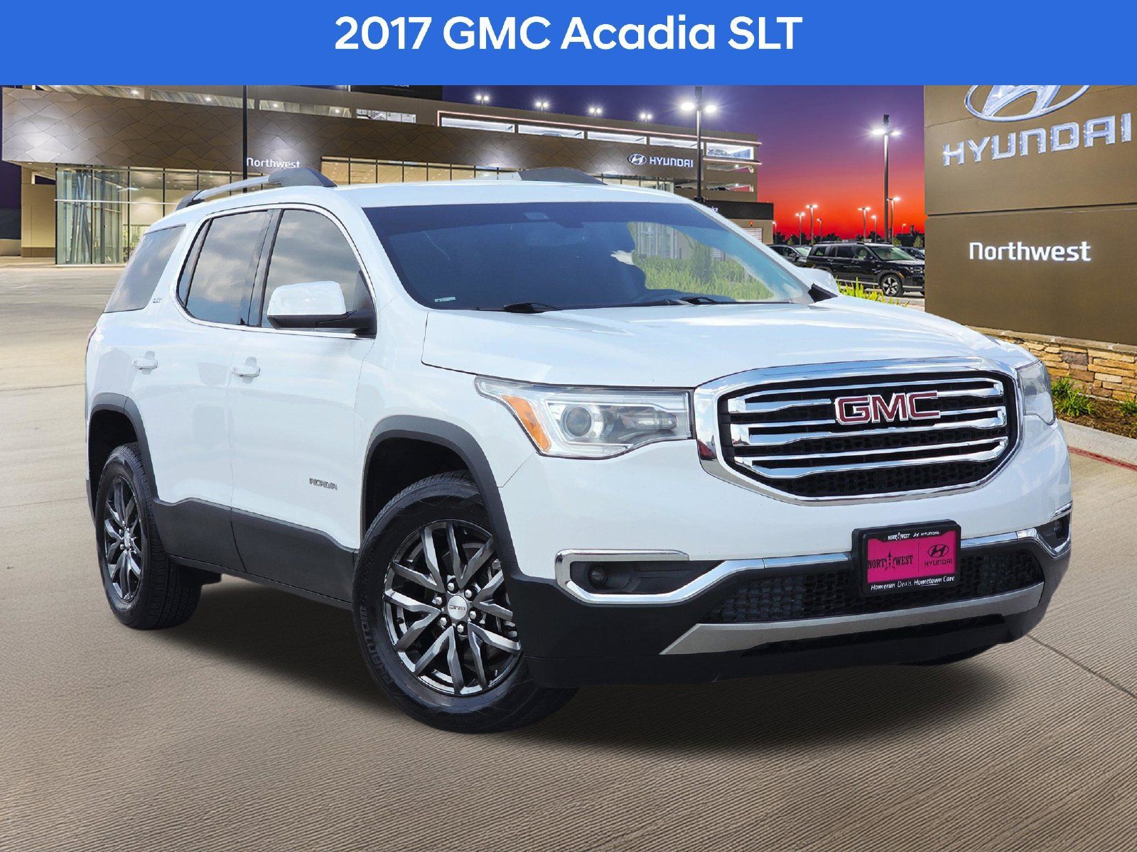 Used 2017 GMC Acadia SLT FWD image 1