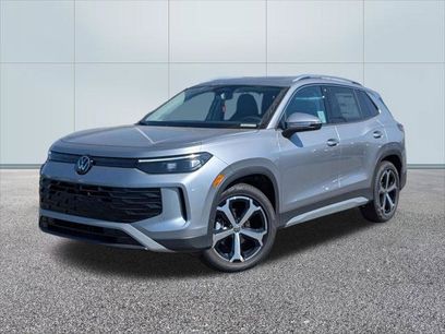 New 2026 Volkswagen Tiguan SE