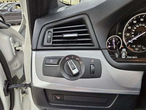 Used 2016 BMW 535i Sedan RWD image 37