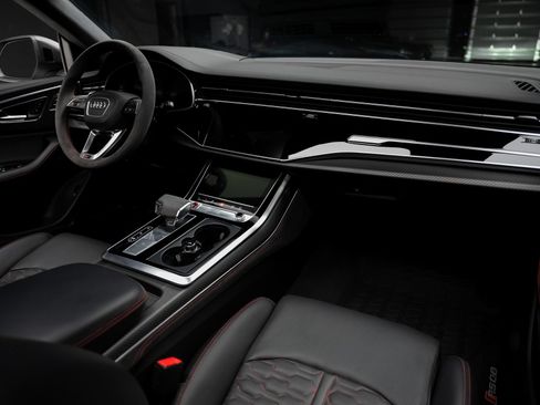 Used 2023 Audi RS Q8 AWD/4WD image 61
