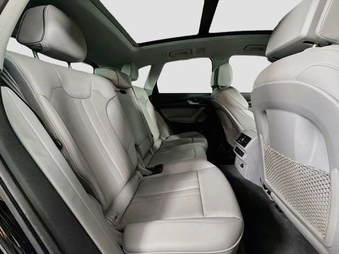 Used 2023 Audi Q5 e Premium Plus w/ Premium Plus Package AWD/4WD image 29