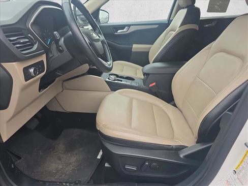 Used 2020 Ford Escape SEL FWD image 9