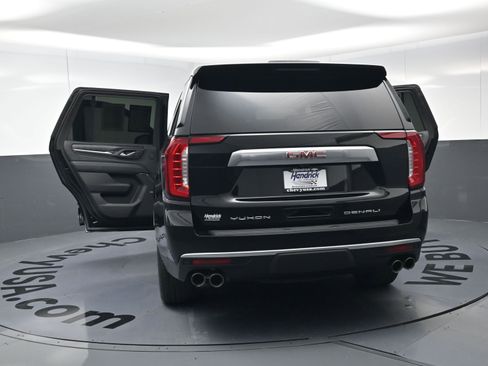 Used 2023 GMC Yukon Denali w/ Advanced Technology Package image 28