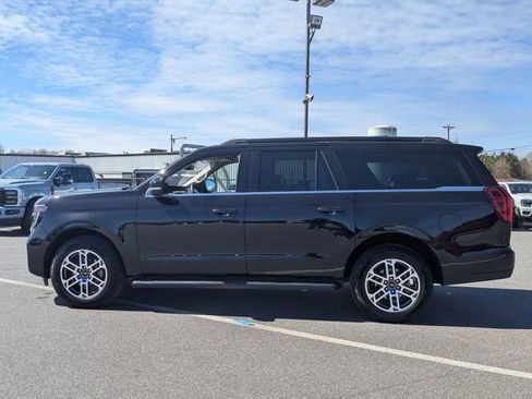 Certified 2025 Ford Expedition Max Active AWD/4WD image 6
