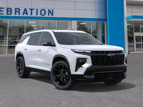 New 2026 Chevrolet Traverse RS w/ LPO, Floor Liner Package image 7