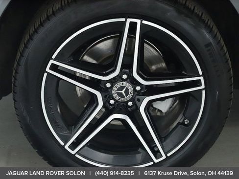 Used 2025 Mercedes-Benz GLS 450 4MATIC image 43