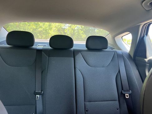 Used 2025 Kia K4 FWD image 37