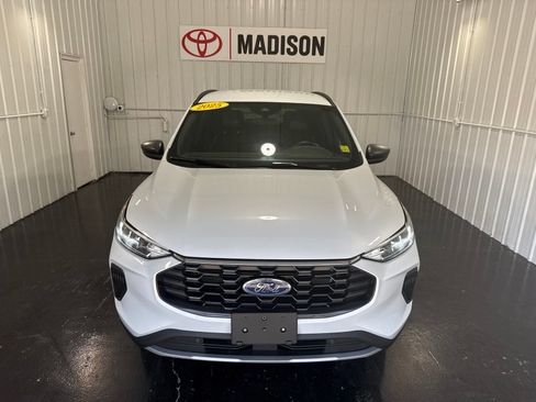 Used 2025 Ford Escape ST-Line AWD/4WD image 5