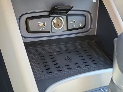 New 2026 Hyundai Venue SEL image 11