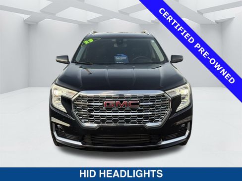 Used 2023 GMC Terrain Denali image 8