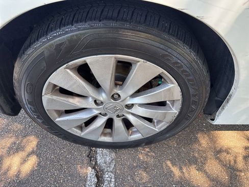 Used 2014 Honda Accord EX-L image 9