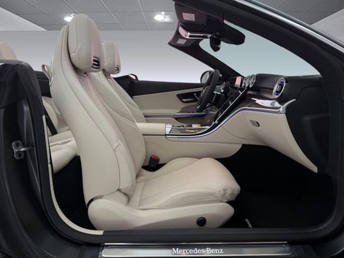 New 2026 Mercedes-Benz CLE 300 4MATIC Cabriolet image 25