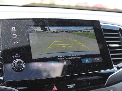 Used 2023 Honda Passport TrailSport image 14