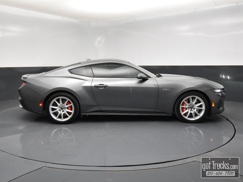 Used 2024 Ford Mustang GT Premium image 46