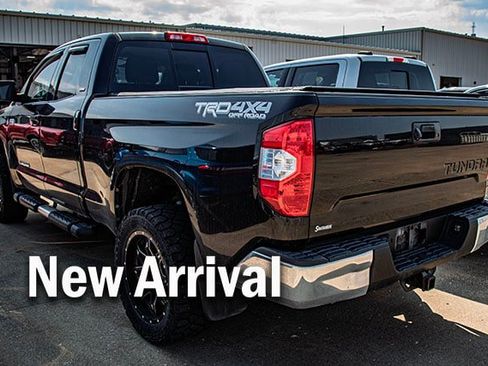 Used 2015 Toyota Tundra SR5 w/ TRD Off Road Package AWD/4WD image 2