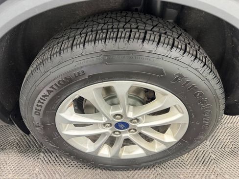 Used 2021 Ford Escape SE image 46