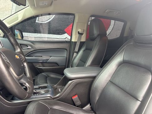 Used 2022 Chevrolet Colorado Z71 AWD/4WD image 14