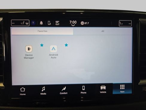 Used 2024 Chrysler Pacifica Touring-L FWD image 26