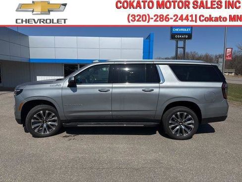 New 2026 Chevrolet Suburban High Country w/ Sun And Tow Package AWD/4WD image 4