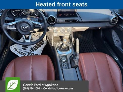 Used 2022 MAZDA MX-5 Miata RF Grand Touring w/ Weather Package RWD image 11