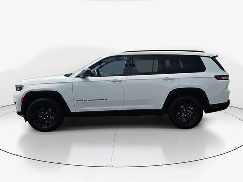 Used 2024 Jeep Grand Cherokee L Laredo AWD/4WD image 10