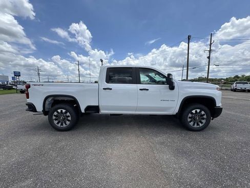 New 2025 Chevrolet Silverado 2500 Custom w/ Custom Value Package image 8