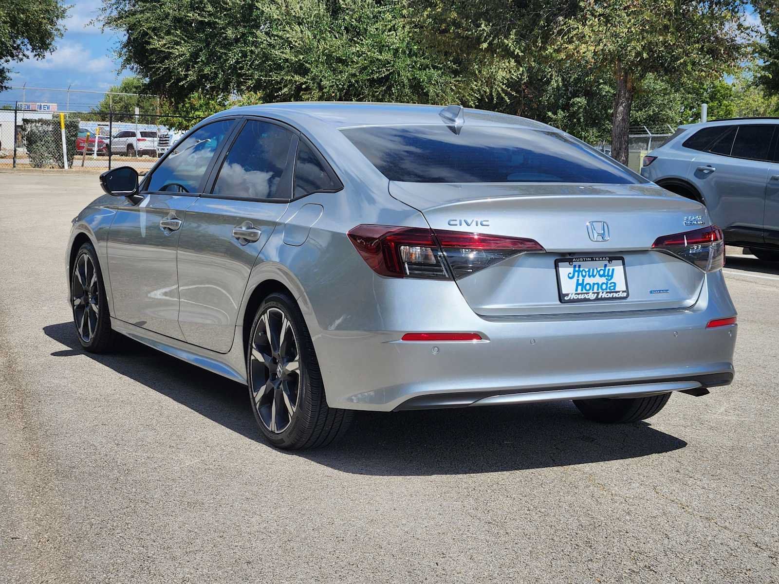 Used 2025 Honda Civic Sport Touring image 5