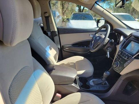 Used 2017 Hyundai Santa Fe Sport image 34