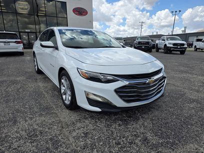 Used 2021 Chevrolet Malibu LT