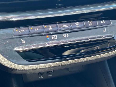 Used 2024 Buick Envista Avenir FWD image 28