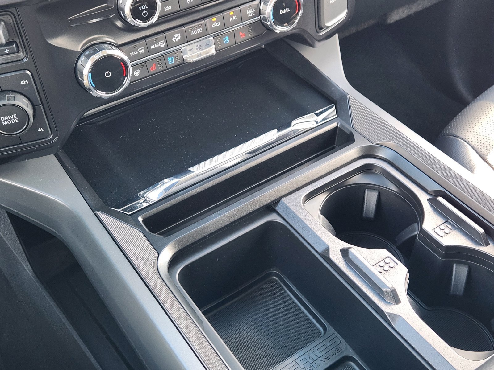 New 2027 Ford F350 Lariat AWD/4WD image 21