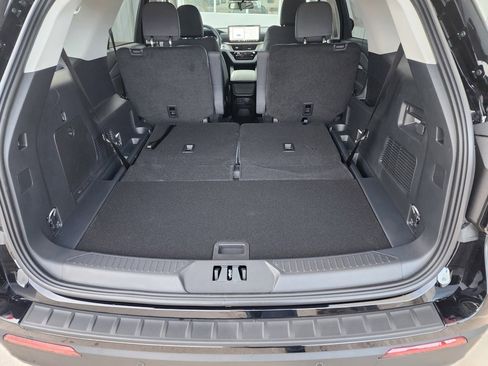 New 2026 Ford Explorer Active image 9