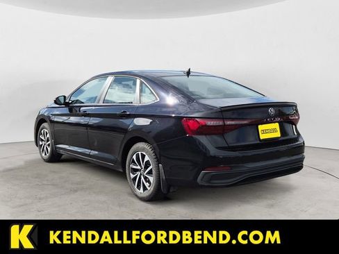 Used 2025 Volkswagen Jetta S image 3