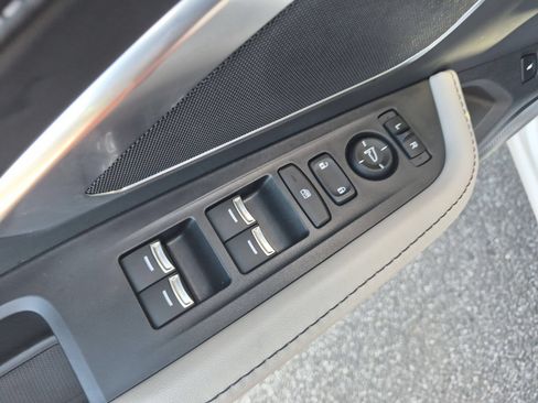 Certified 2026 Acura RDX SH-AWD image 11