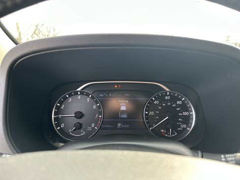 Used 2023 Nissan Frontier SV w/ SV Convenience Package image 21