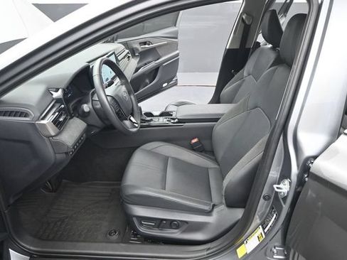 Used 2026 Toyota Camry XLE w/ Premium Plus Package FWD image 11