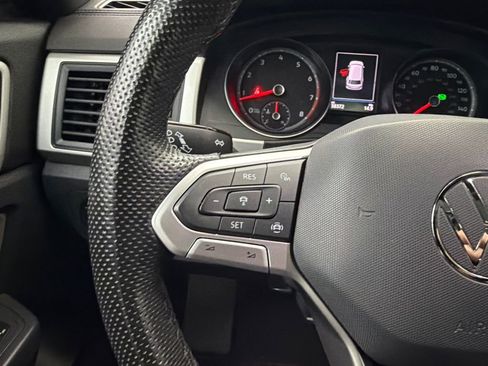 Used 2021 Volkswagen Atlas Cross Sport SE w/ Panoramic Sunroof Package image 27