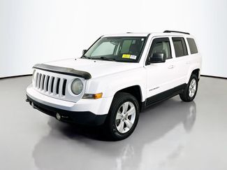 Used 2014 Jeep Patriot Sport w/ Power Value Group AWD/4WD video 3
