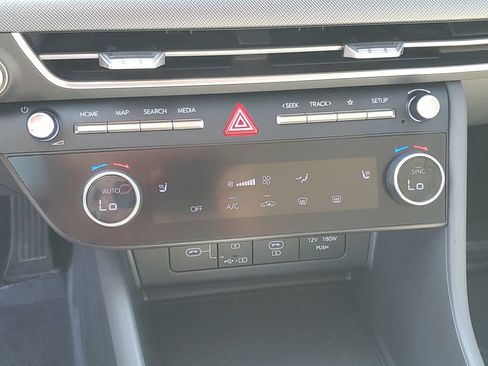 Used 2025 Hyundai Sonata SEL FWD image 18