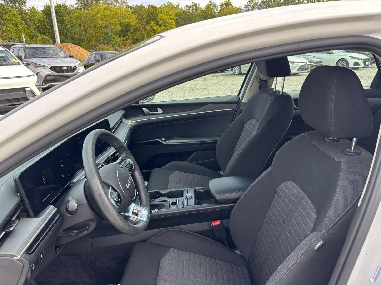 Used 2025 Kia K5 LXS FWD image 26