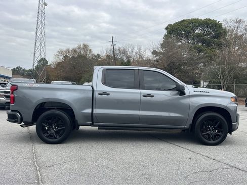 Used 2022 Chevrolet Silverado 1500 Custom w/ LPO, Blackout Package image 23