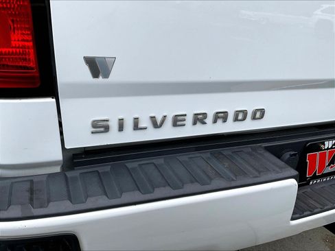 Used 2018 Chevrolet Silverado 1500 LT w/ All Star Edition AWD/4WD image 25