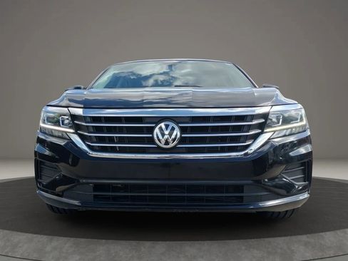 Used 2021 Volkswagen Passat 2.0T SE w/ Luggage Net & Mats Package image 13