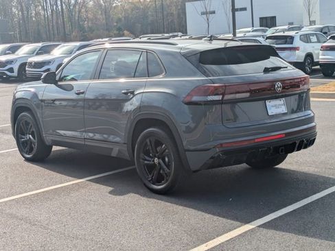 New 2026 Volkswagen Atlas Cross Sport SEL R-Line AWD/4WD image 6