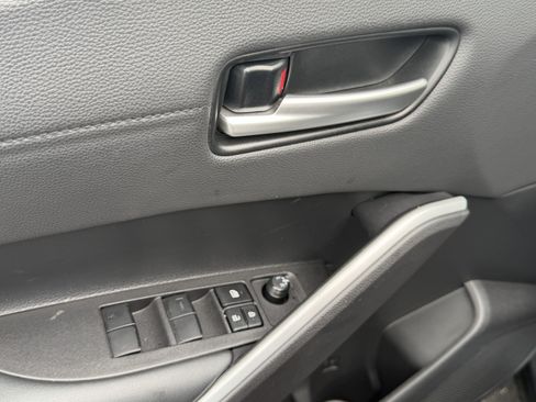 Used 2025 Toyota Corolla Cross AWD Hybrid image 13
