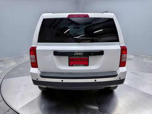 Used 2016 Jeep Patriot Sport image 6