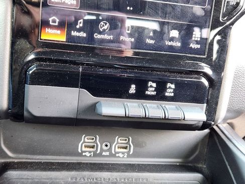 Used 2025 RAM 1500 Big Horn AWD/4WD image 20