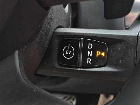 Certified 2024 Kia EV9 GT-Line AWD/4WD image 36