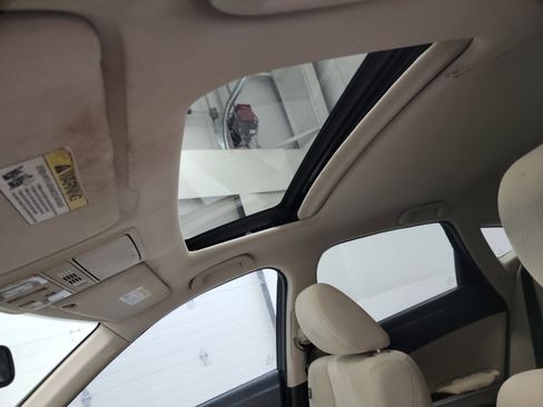 Used 2014 Honda Crosstour EX image 24