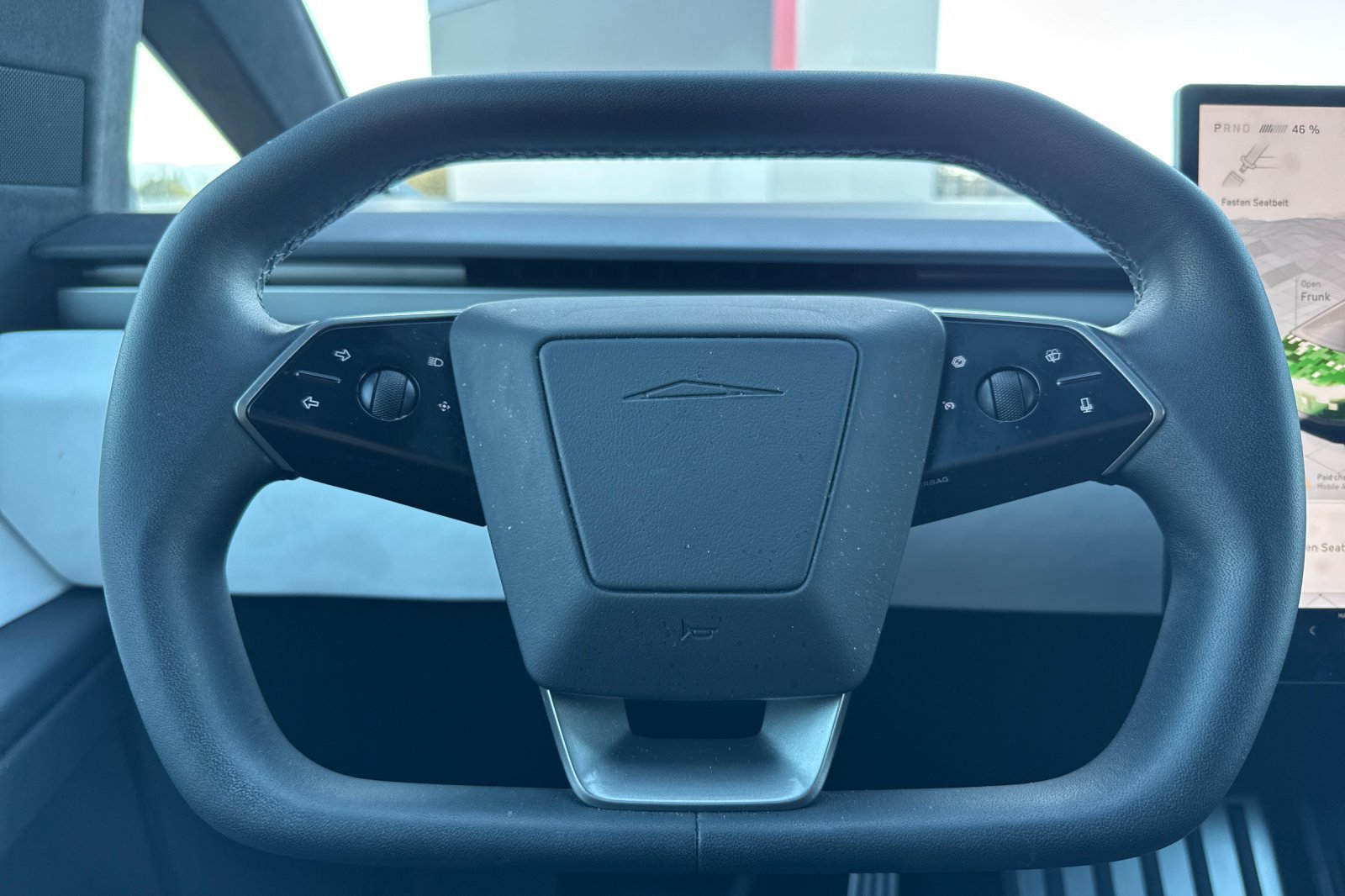 Used 2024 Tesla Cybertruck AWD Crew Cab image 29